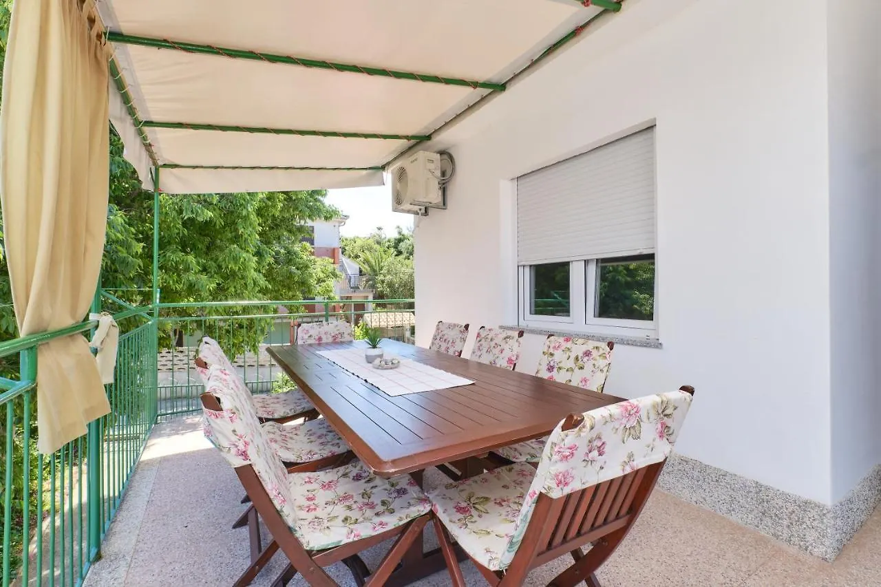 Sea View Apartment Sandra In Mali Lošinj Horvátország